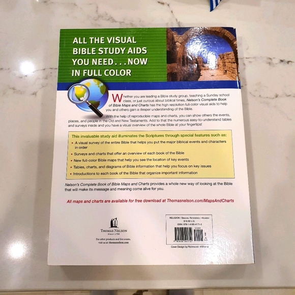 Book on Bible maps & charts - Picture 3 of 9